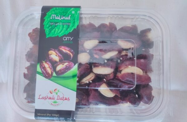 Cashew In Black Dates